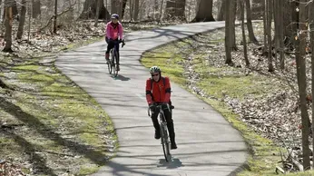 Not a Gym Rat? Here's how to Get Started on an Outdoor Exercise Routine 